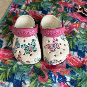 Kids Butterfly Clogs - Pink and White